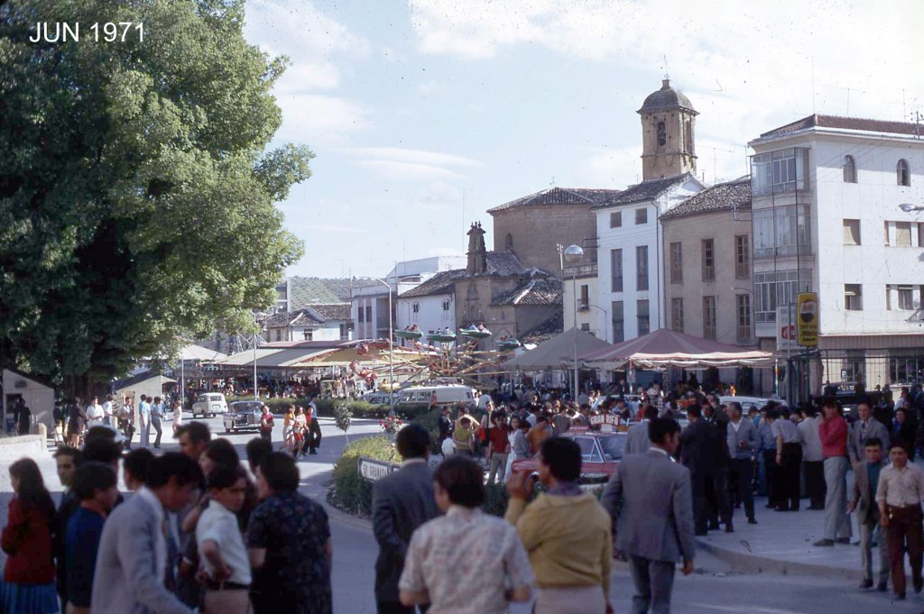 CUANDO LA VIDA ERA EN PESETAS Y LA FERIA EN EL PASEO DE LOS ÁLAMOS DE ALCALÁ LA REAL&nbsp;(1960-1982)